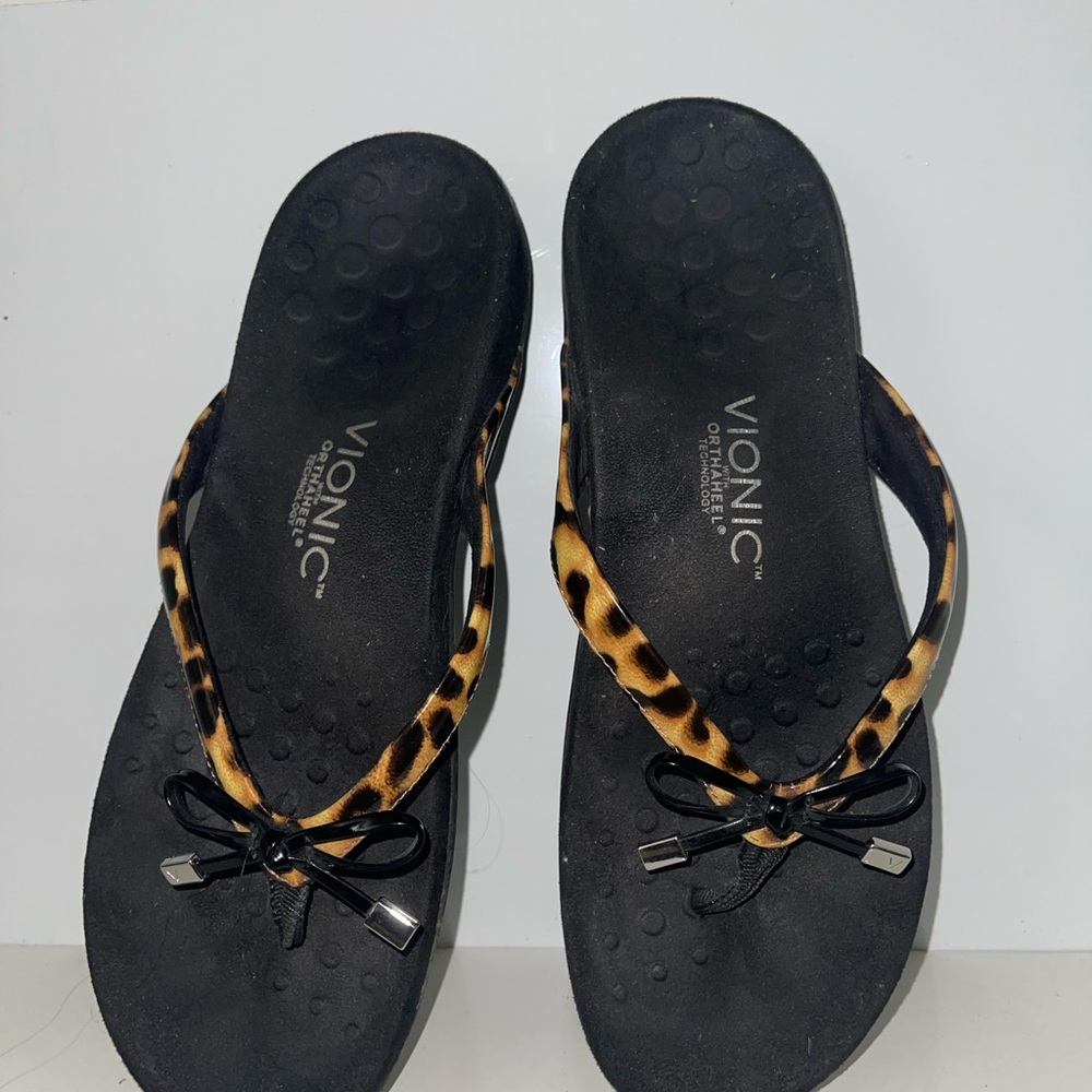 COPY - Vionic Black and cheetah print orthopedic Sandals with Bow